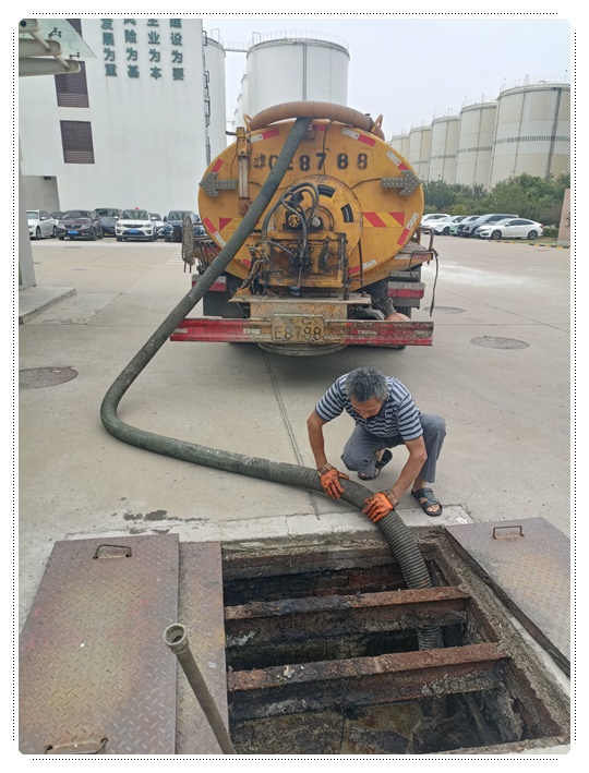 南头镇隔油池清掏