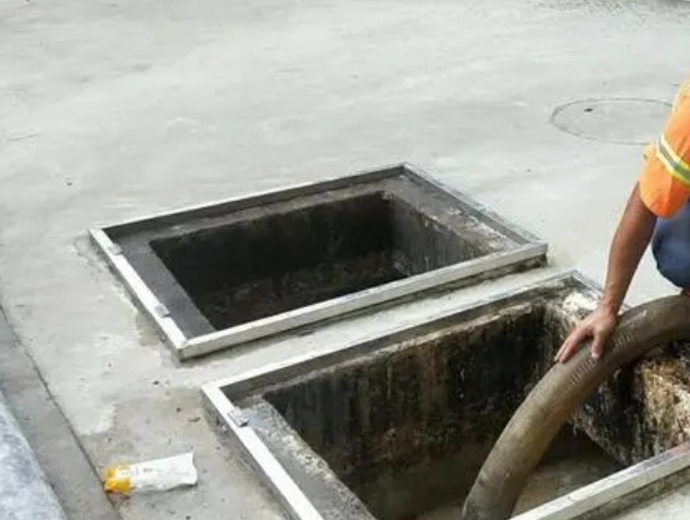 南头镇化粪池清理