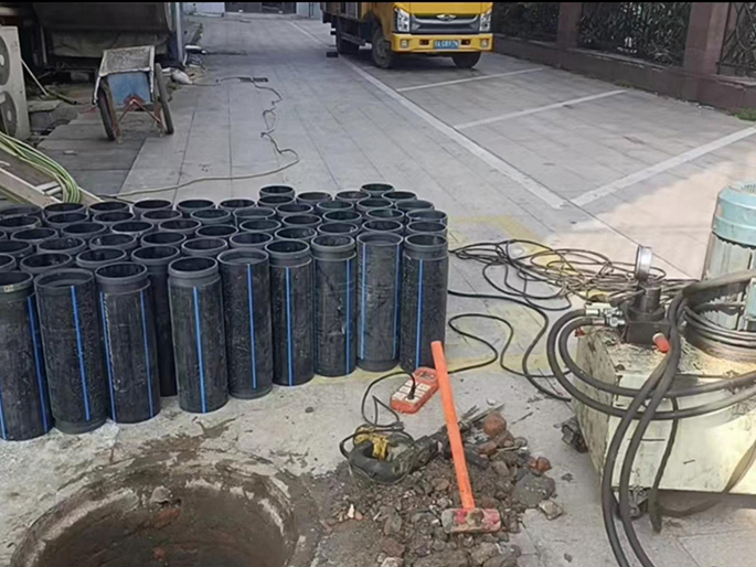 南头镇PE置换管厂家 DN315置换管 非开挖管短管置换